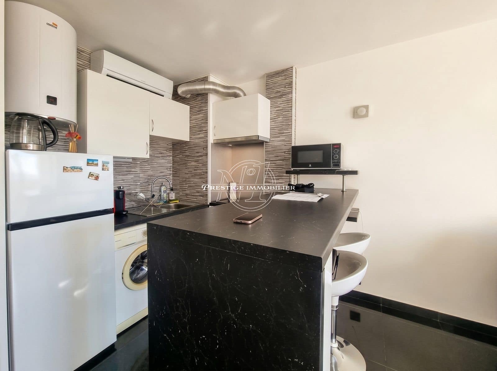 1 bedroom Apartment for sale in Roses - € 215,000 (Ref: 9844472)