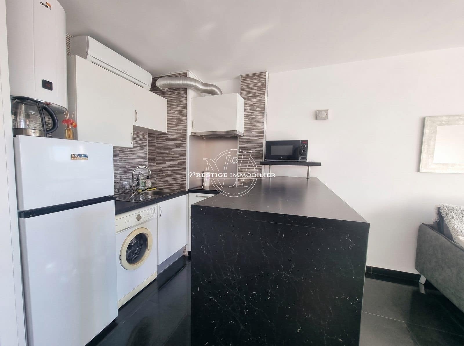 1 bedroom Apartment for sale in Roses - € 215,000 (Ref: 9844472)