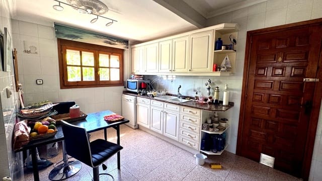5 camera da letto Villa in vendita in L'Ametlla de Mar con piscina - 849.000 € (Rif: 9850988)