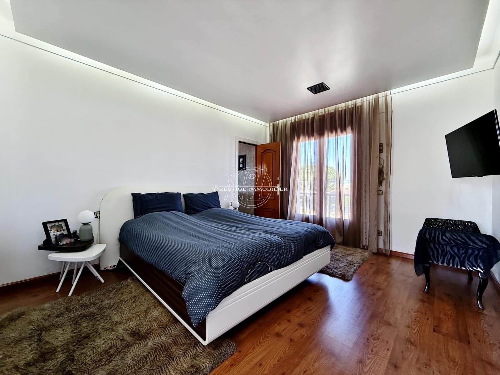 11 sypialnia Willa na sprzedaż w Empuriabrava z basenem - 1 090 000 € (Ref: 9856258)