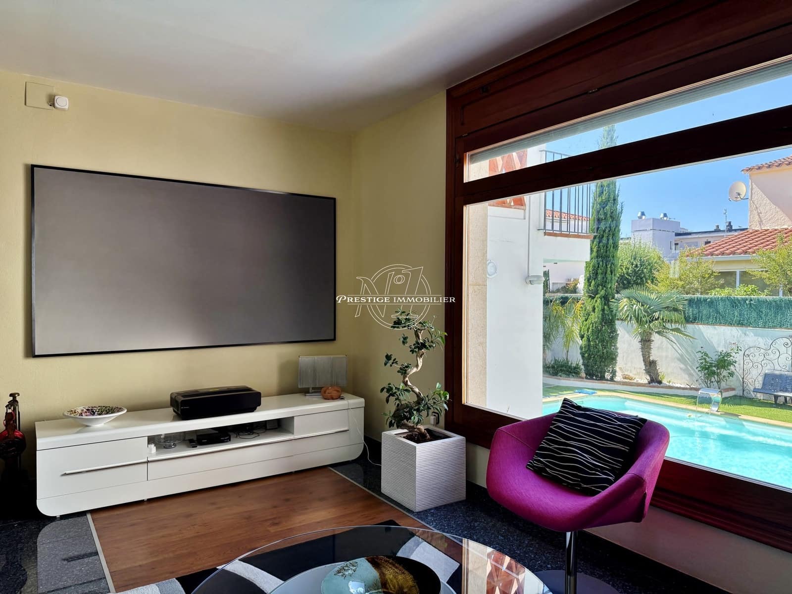 11 sypialnia Willa na sprzedaż w Empuriabrava z basenem - 1 090 000 € (Ref: 9856258)