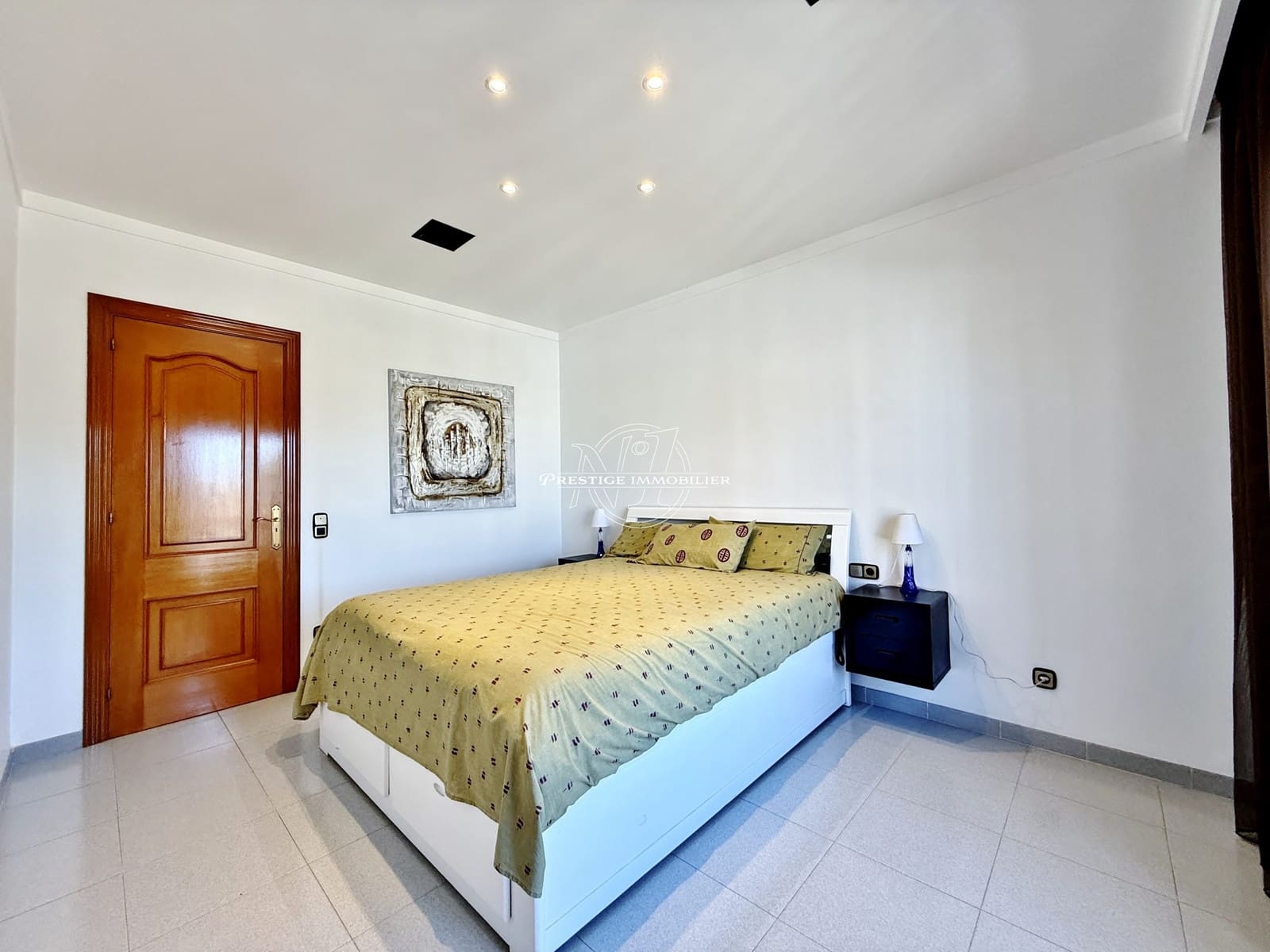 11 sypialnia Willa na sprzedaż w Empuriabrava z basenem - 1 090 000 € (Ref: 9856258)