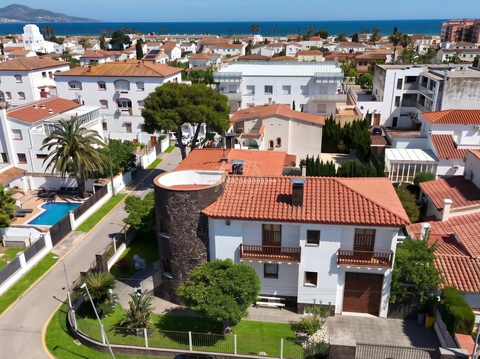 11 sypialnia Willa na sprzedaż w Empuriabrava z basenem - 1 090 000 € (Ref: 9856258)
