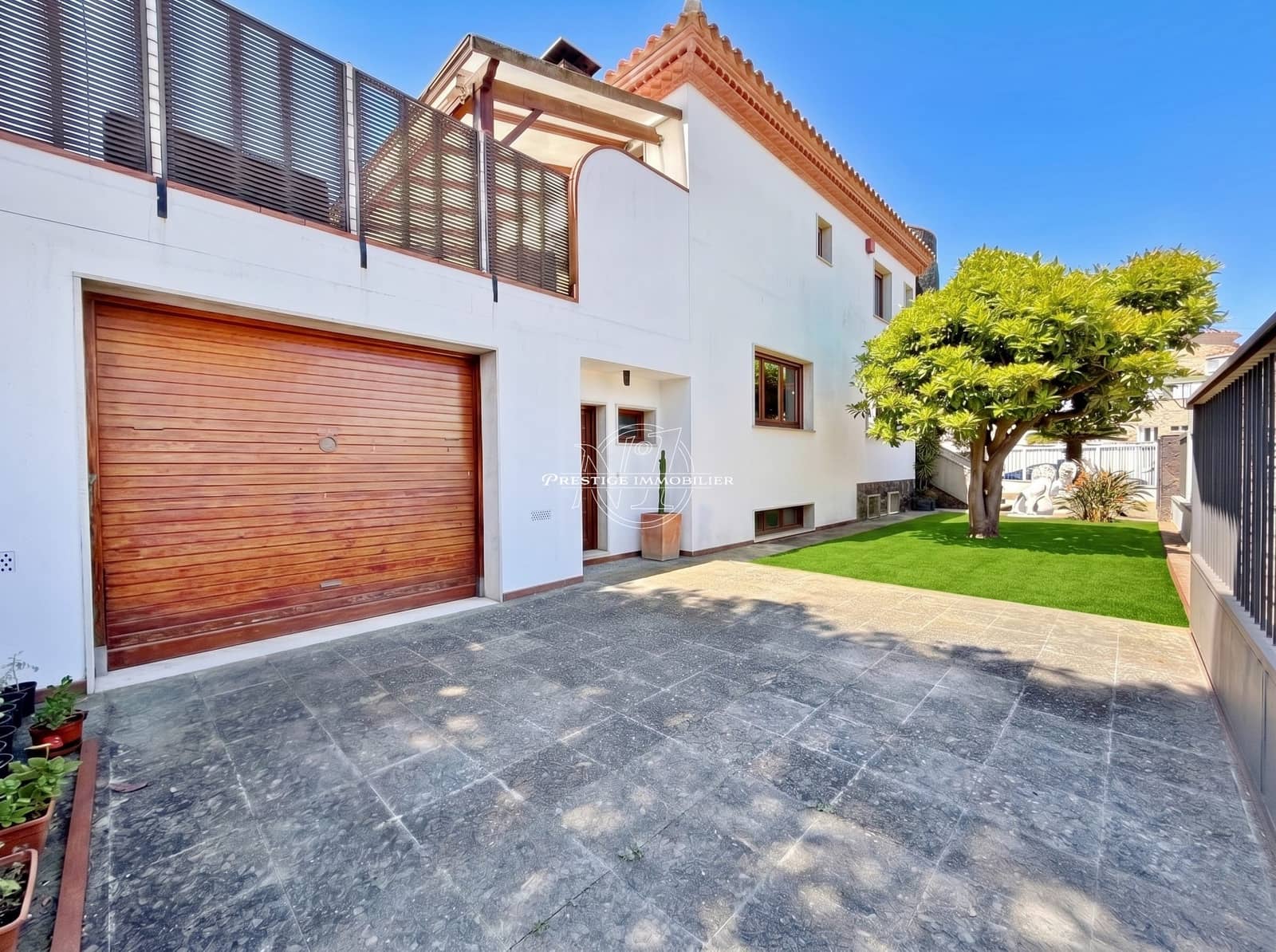 11 sypialnia Willa na sprzedaż w Empuriabrava z basenem - 1 090 000 € (Ref: 9856258)