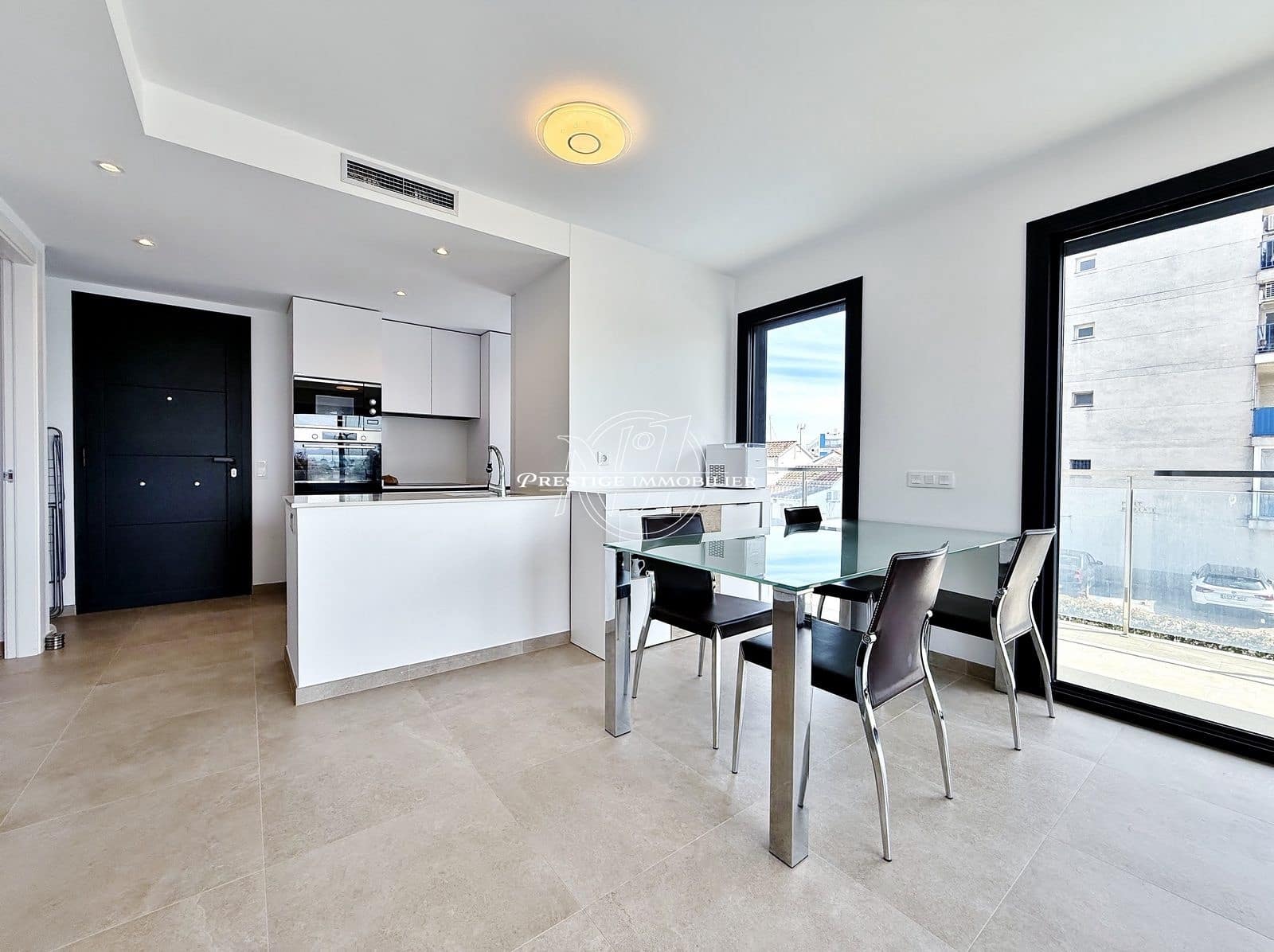 3 bedroom Apartment for sale in Roses with pool - € 369,000 (Ref: 9860065)