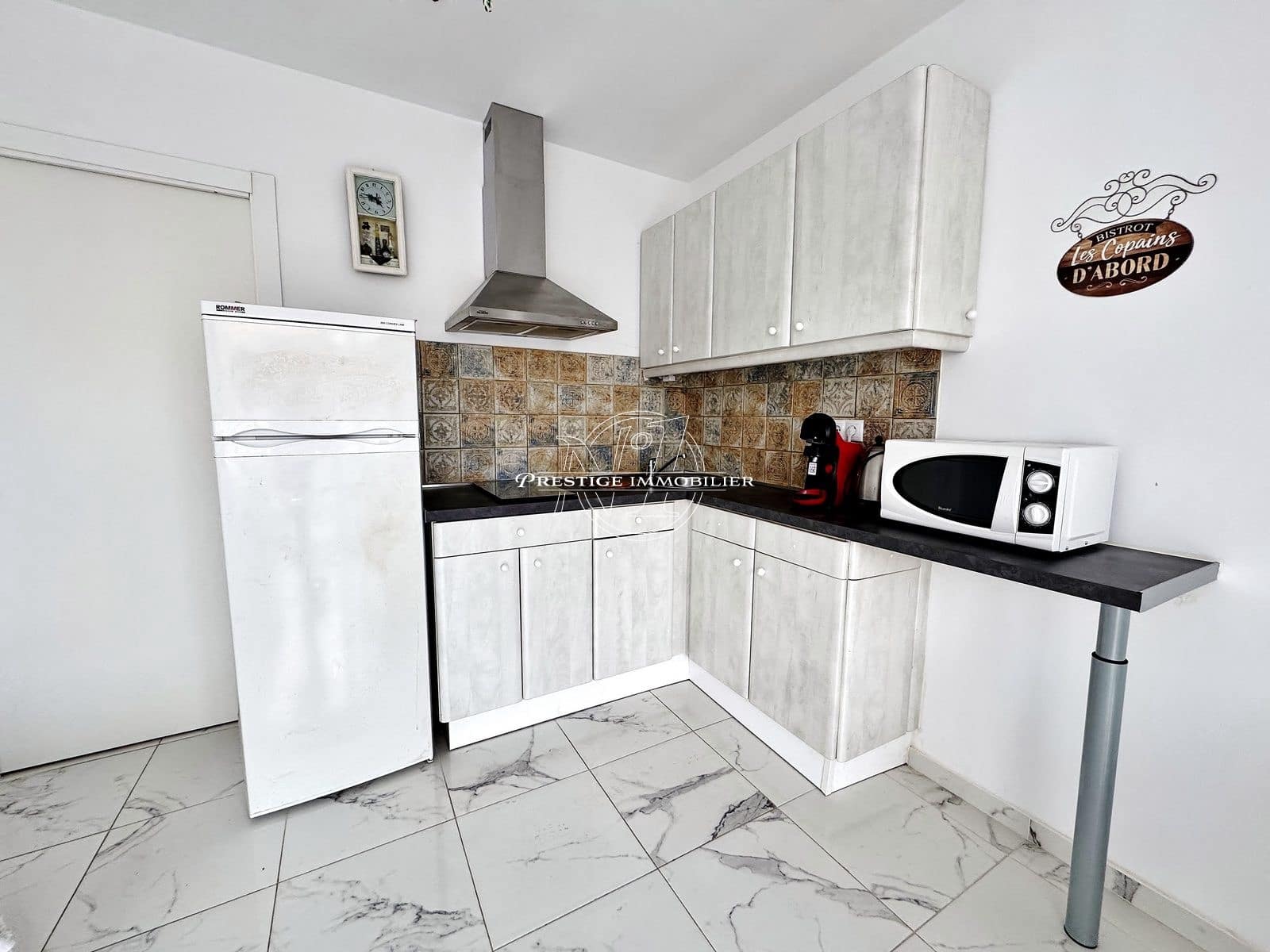 1 bedroom Apartment for sale in Roses with pool - € 118,000 (Ref: 9875311)