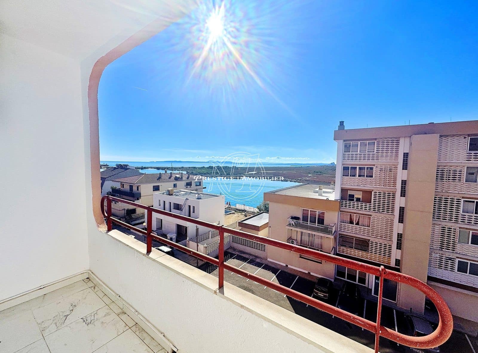 1 bedroom Apartment for sale in Roses with pool - € 118,000 (Ref: 9875311)