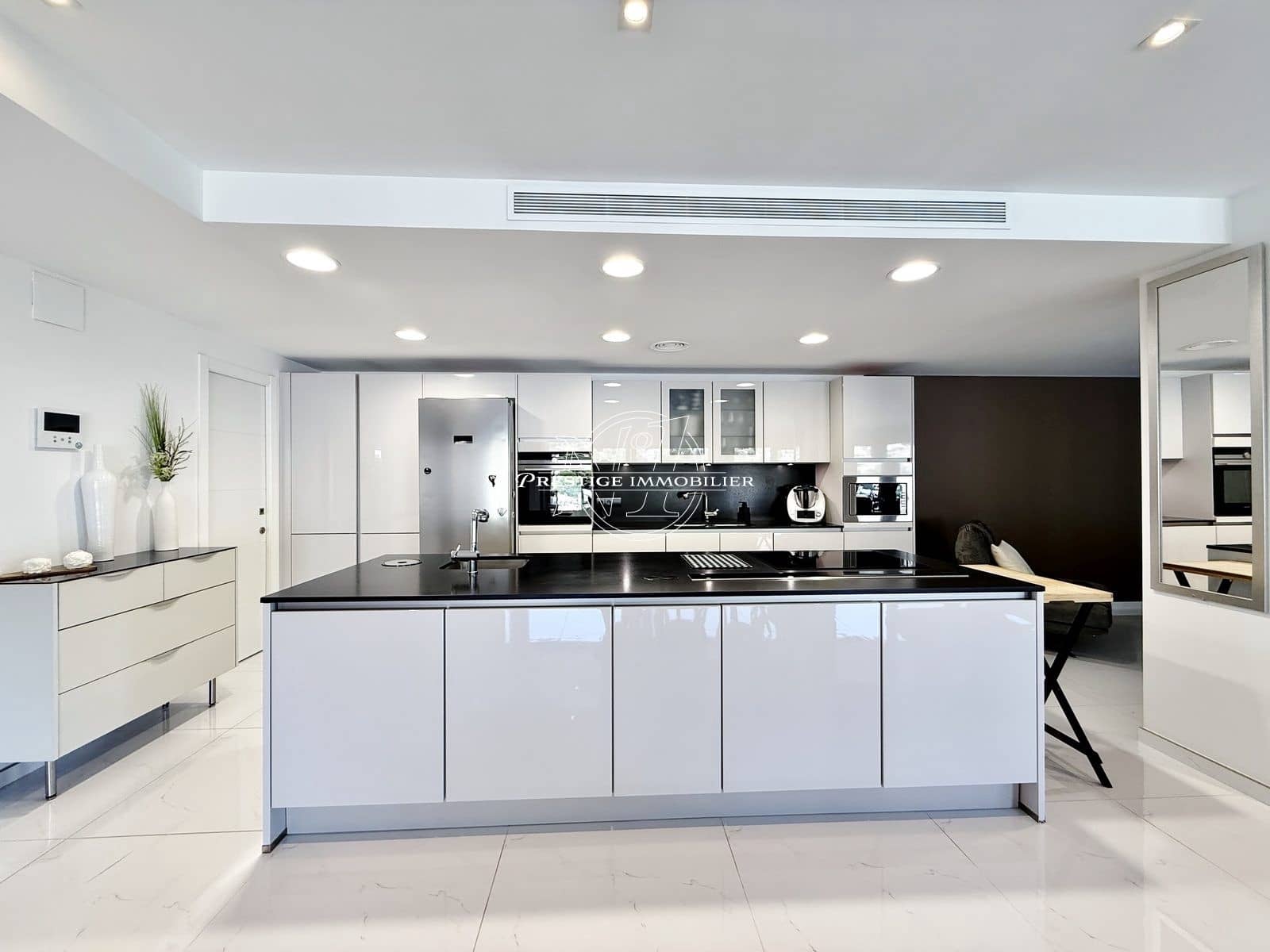 7 bedroom Villa for sale in Roses with pool - € 2,995,000 (Ref: 9884756)