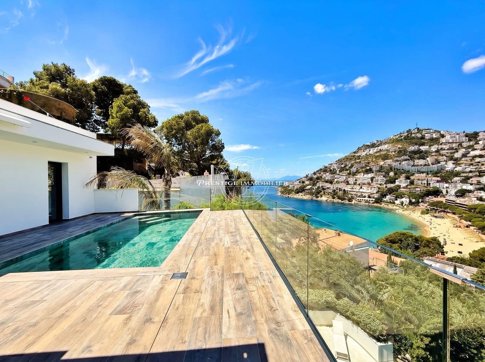7 bedroom Villa for sale in Roses with pool - € 2,995,000 (Ref: 9884756)