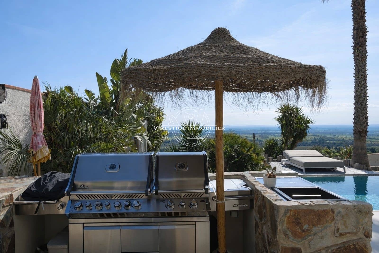 Chalet en Palau-saverdera en venta con piscina - 995.000 € (Ref: 9890342)