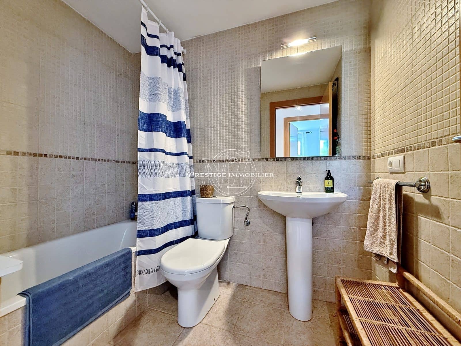 Apartamento de 1 habitación en Roses en venta con piscina - 199.000 € (Ref: 9892295)