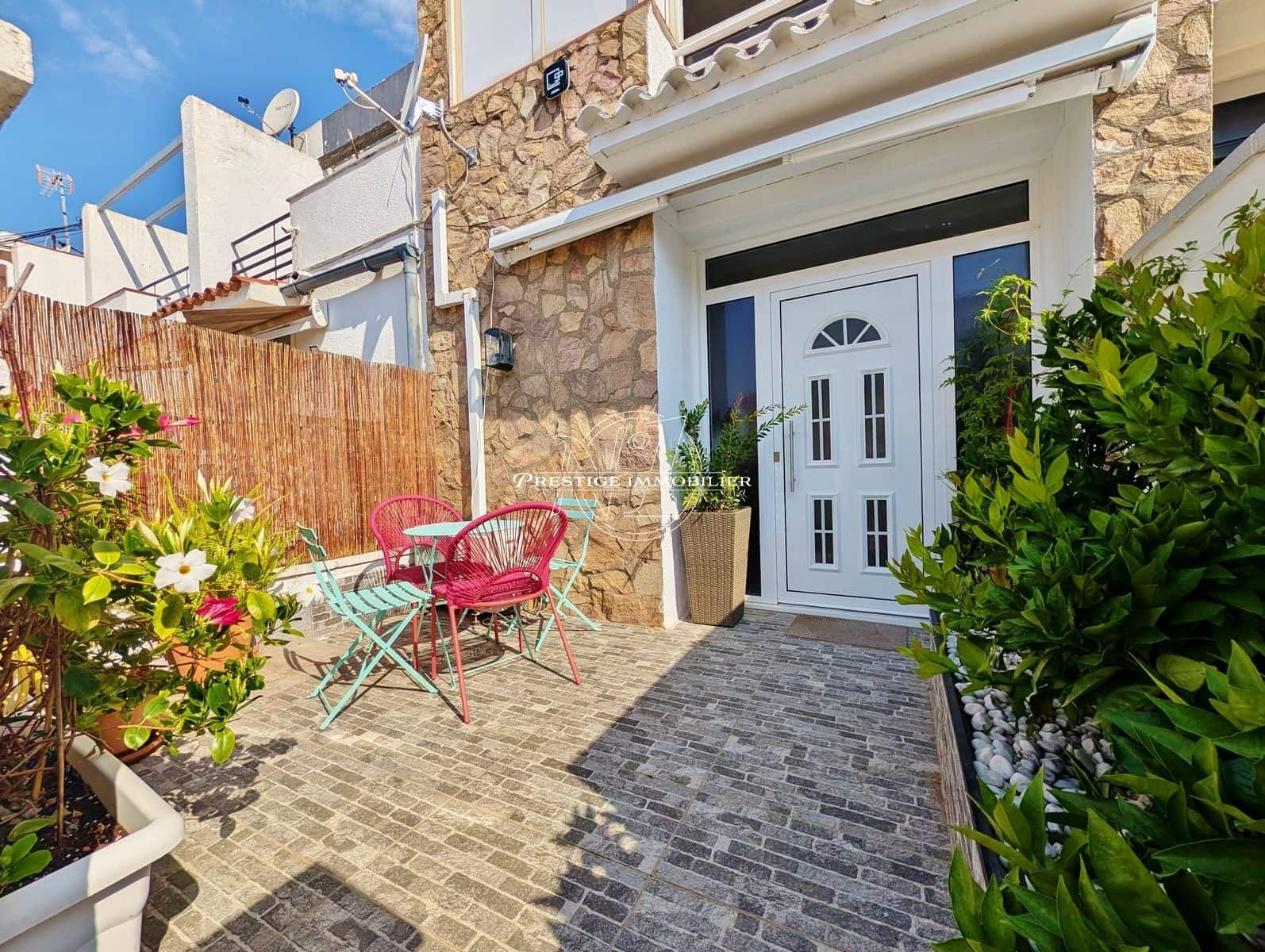 3 sovrum Hus till salu i Empuriabrava - 239 000 € (Ref: 9896582)