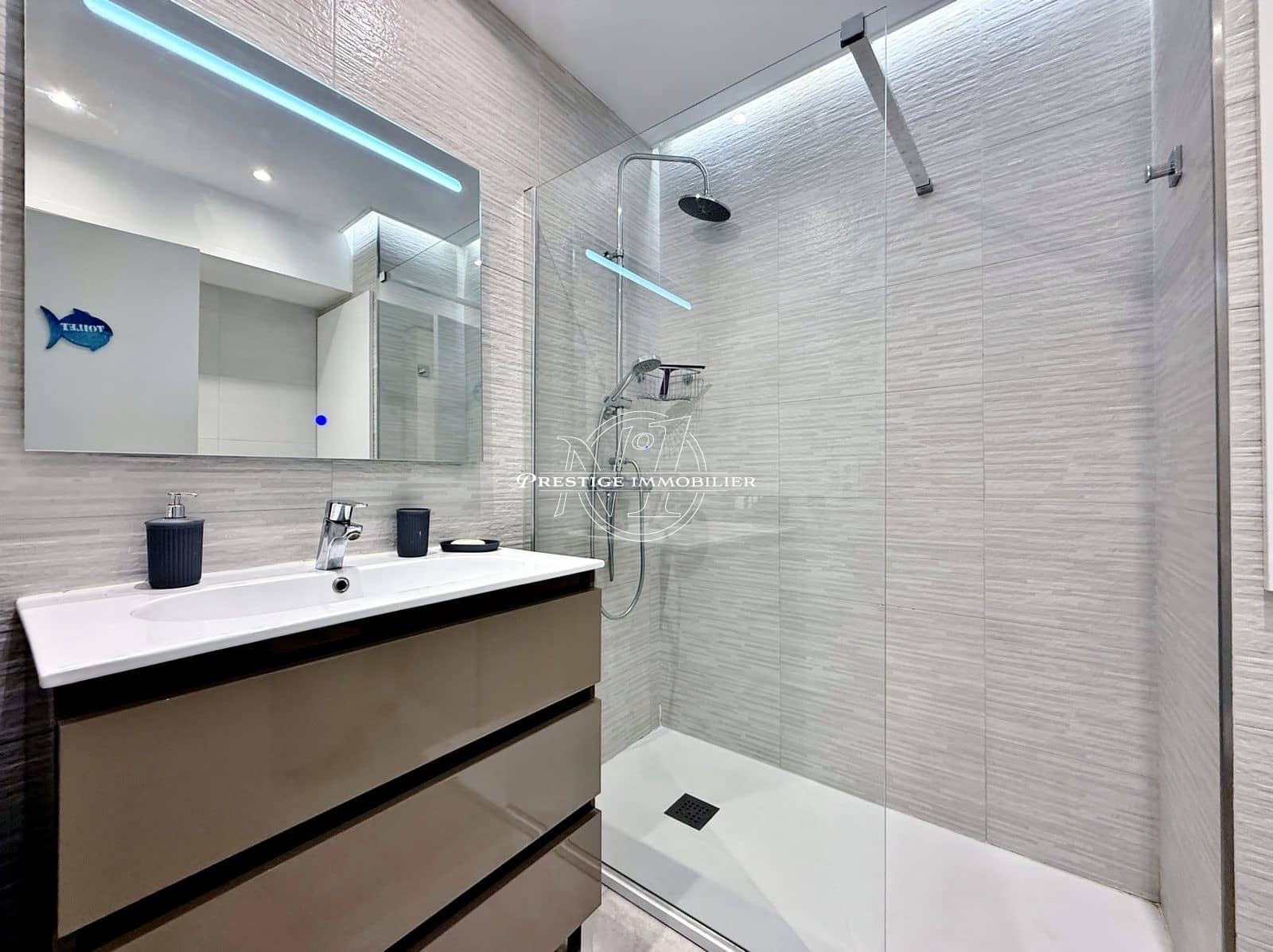 1 bedroom Apartment for sale in Roses with pool - € 119,000 (Ref: 9916364)