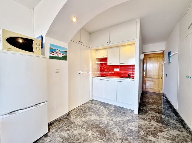 1 bedroom Apartment for sale in Roses with pool - € 119,000 (Ref: 9916364)
