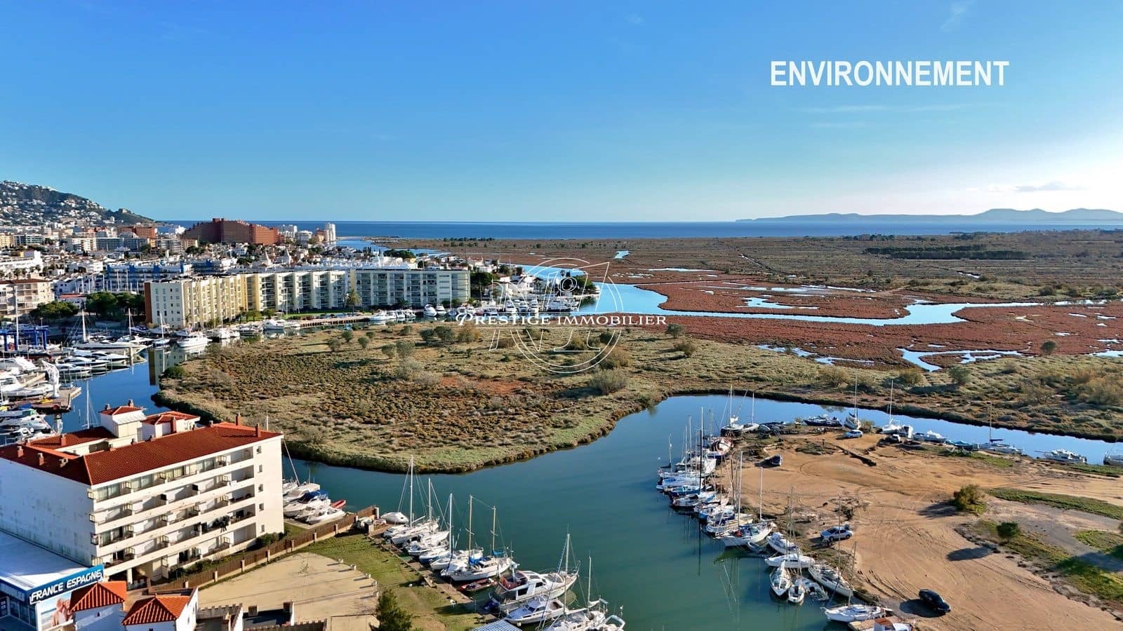 1 bedroom Apartment for sale in Roses with pool - € 119,000 (Ref: 9916364)