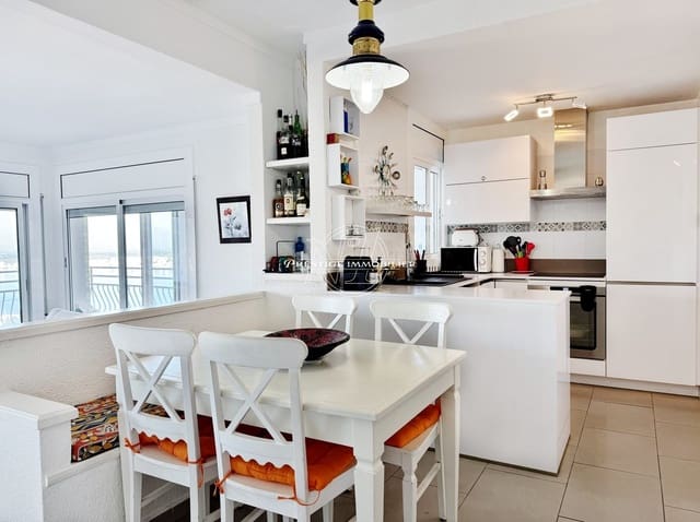 2 bedroom Apartment for sale in Roses - € 319,000 (Ref: 9916365)