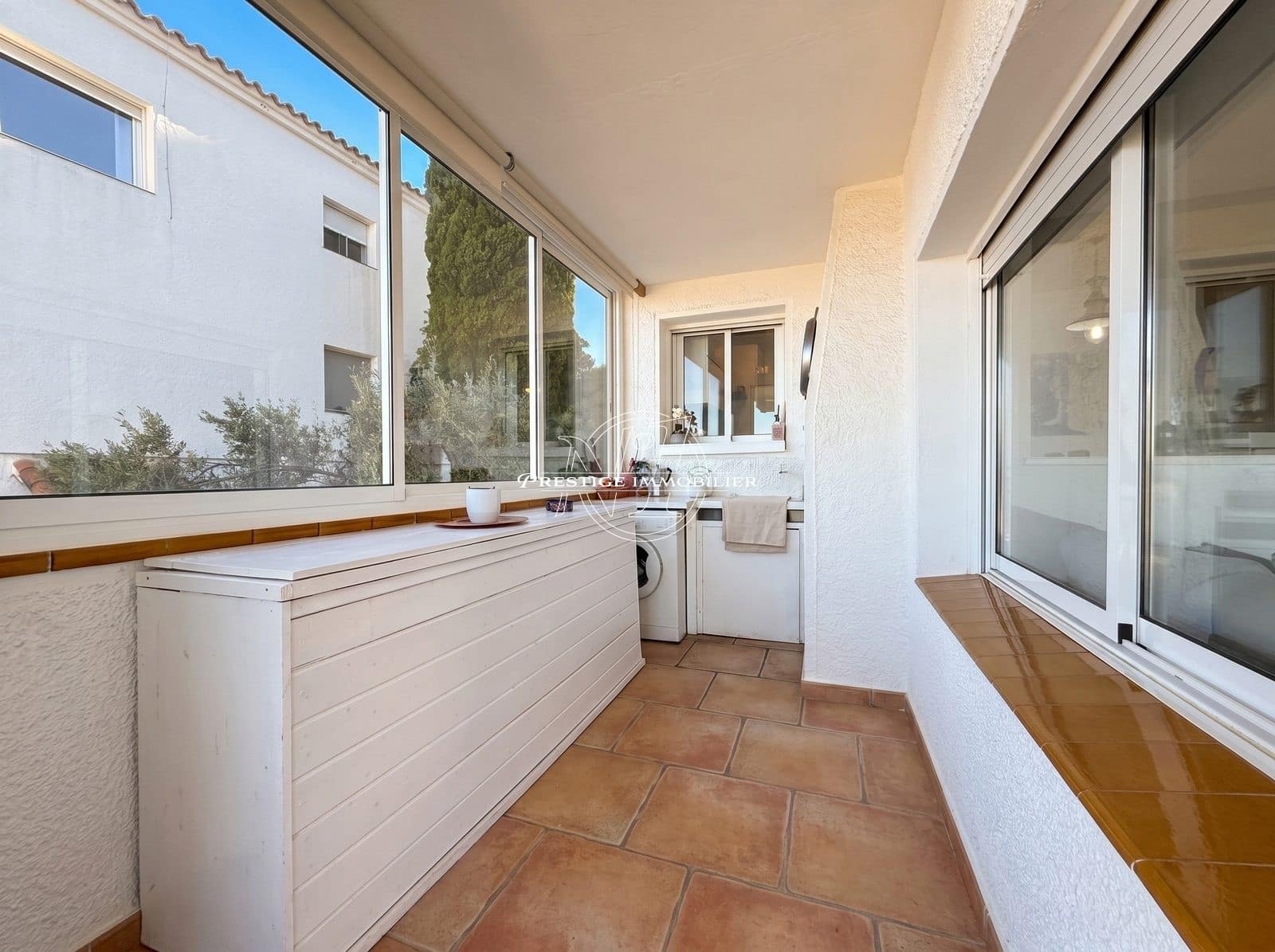 2 bedroom Apartment for sale in Roses - € 319,000 (Ref: 9916365)