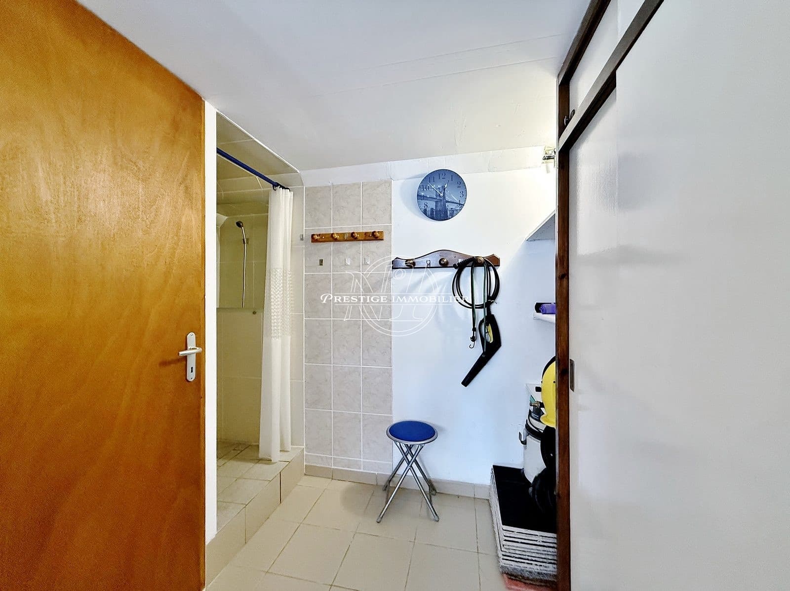 2 bedroom Apartment for sale in Roses - € 340,000 (Ref: 9916532)