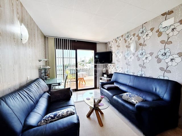 2 bedroom Apartment for sale in Roses - € 340,000 (Ref: 9916532)