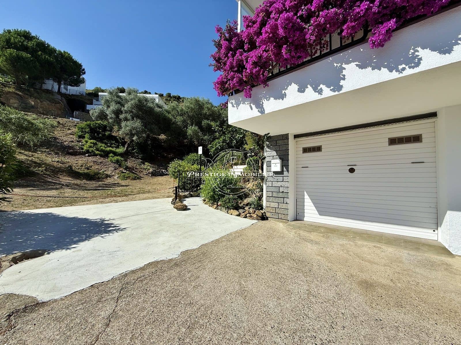 2 bedroom Apartment for sale in Roses - € 340,000 (Ref: 9916532)