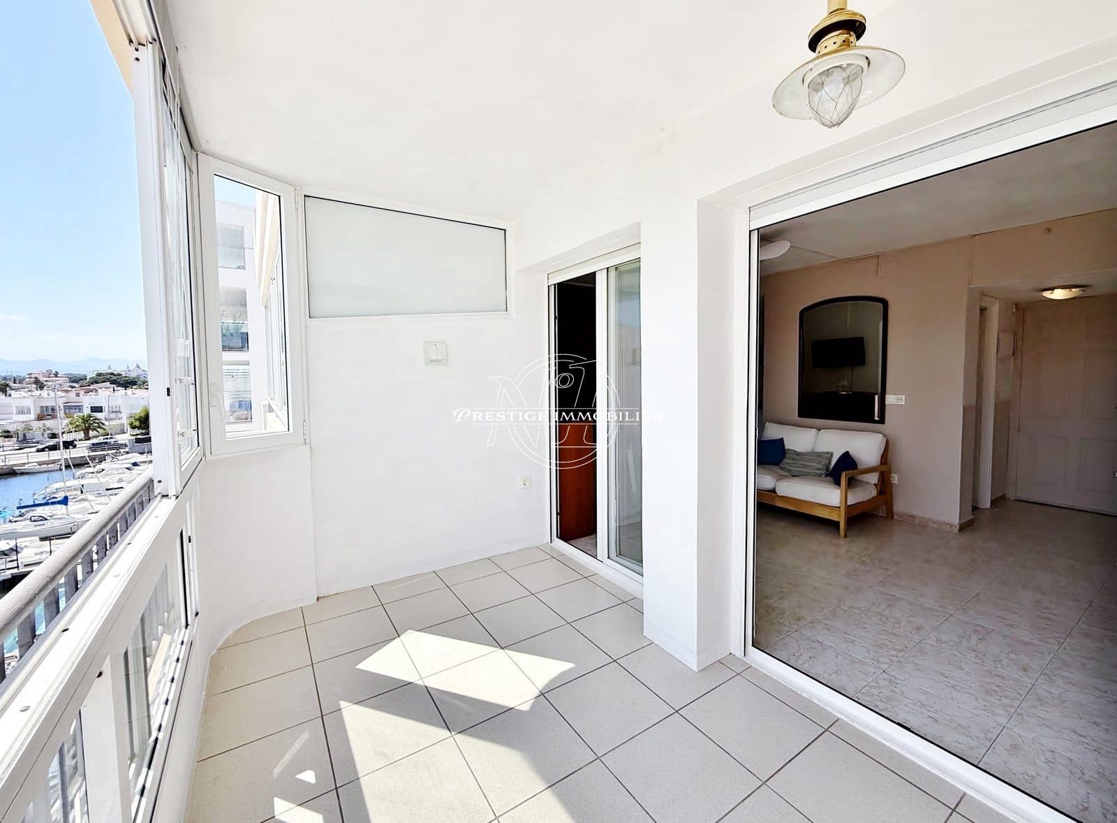 Apartment for sale in Roses - € 135,000 (Ref: 9927370)