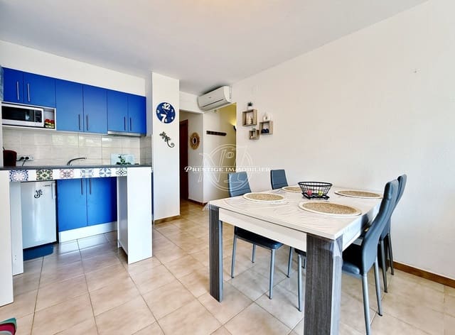2 makuuhuone Huoneisto myytävänä paikassa Empuriabrava, Castelló d'Empúries mukana uima-altaan - 199 000 € (Ref: 9939112)