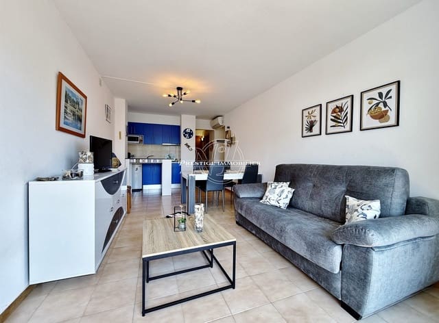 2 makuuhuone Huoneisto myytävänä paikassa Empuriabrava, Castelló d'Empúries mukana uima-altaan - 199 000 € (Ref: 9939112)
