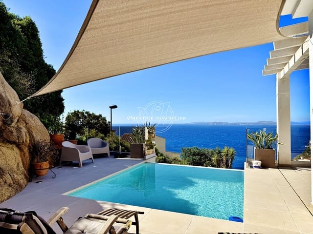 3 soveværelse Villa til salg i Roses med swimmingpool - € 569.000 (Ref: 9939593)