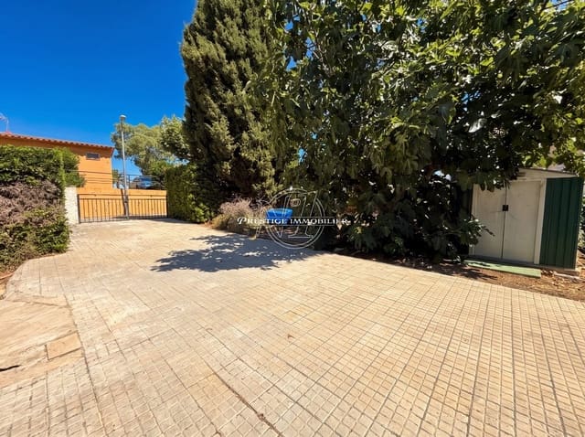 4 soveværelse Villa til salg i Roses med swimmingpool - € 425.000 (Ref: 9943211)