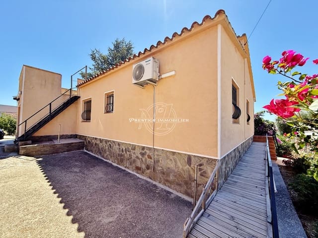 4 soveværelse Villa til salg i Roses med swimmingpool - € 425.000 (Ref: 9943211)