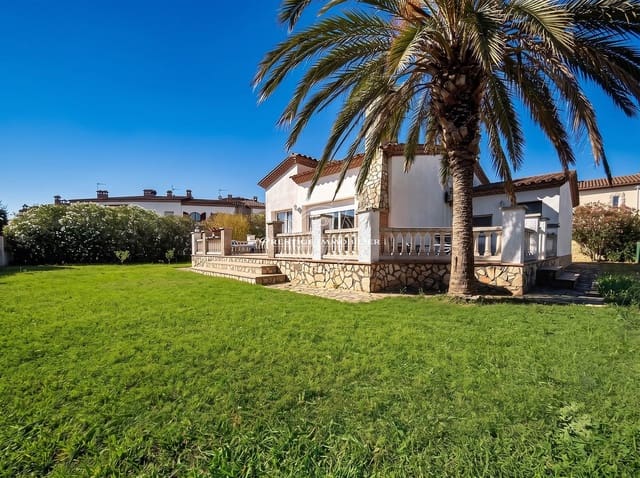 2 Zimmer Villa zu verkaufen in Torroella de Fluvià mit Pool - 349.000 € (Ref: 9954594)