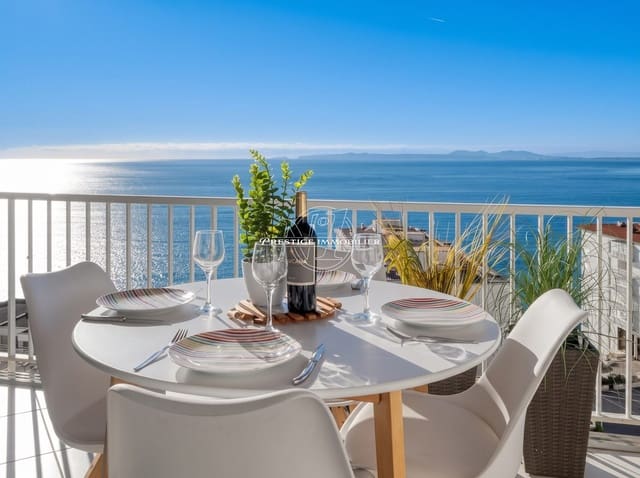 Apartamento de 2 habitaciones en Roses en venta - 329.000 € (Ref: 9966003)