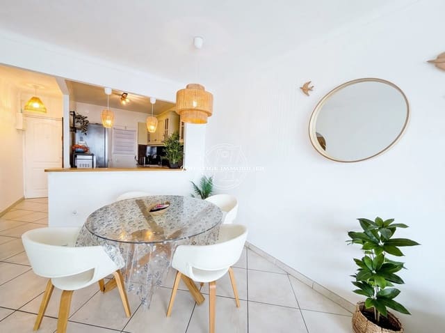 Apartamento de 2 habitaciones en Roses en venta - 329.000 € (Ref: 9966003)