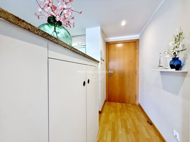 2 slaapkamer Appartement te koop in Roses met zwembad - € 239.000 (Ref: 9966004)