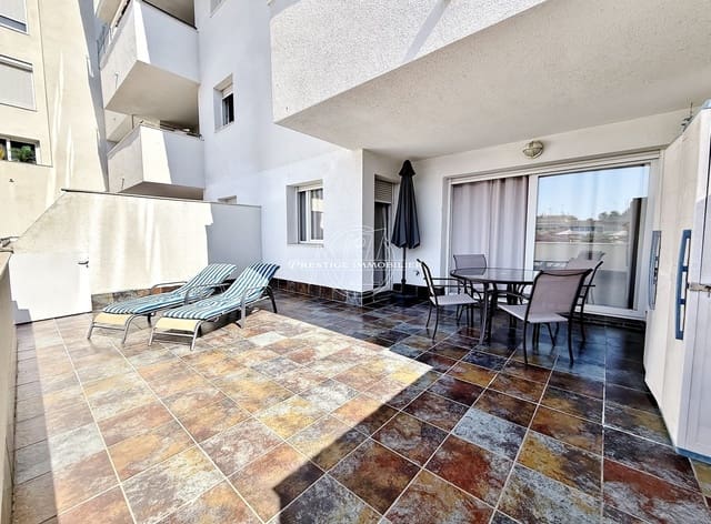2 slaapkamer Appartement te koop in Roses met zwembad - € 239.000 (Ref: 9966004)