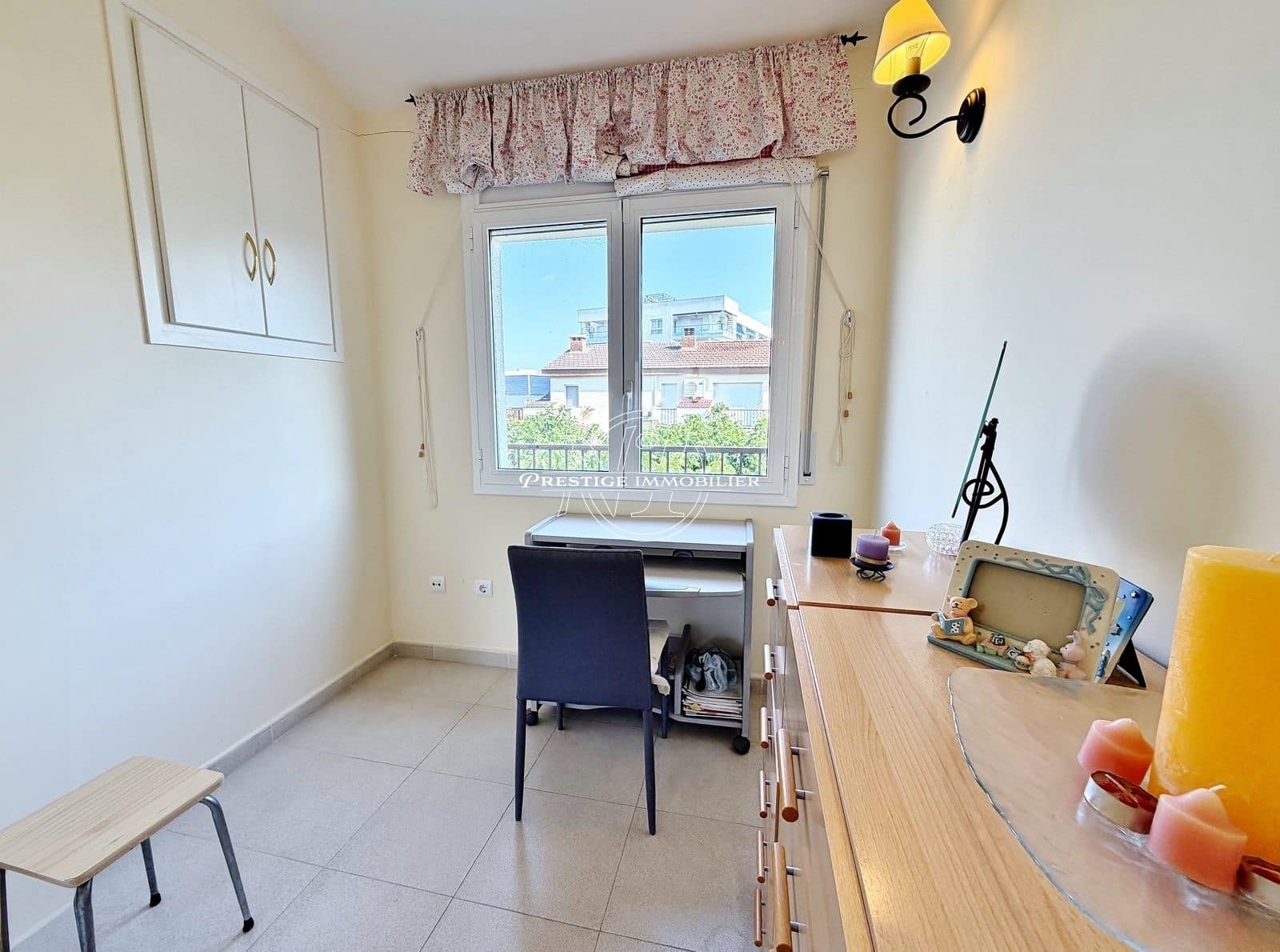 3 bedroom Townhouse for sale in Roses with pool - € 295,000 (Ref: 9966005)