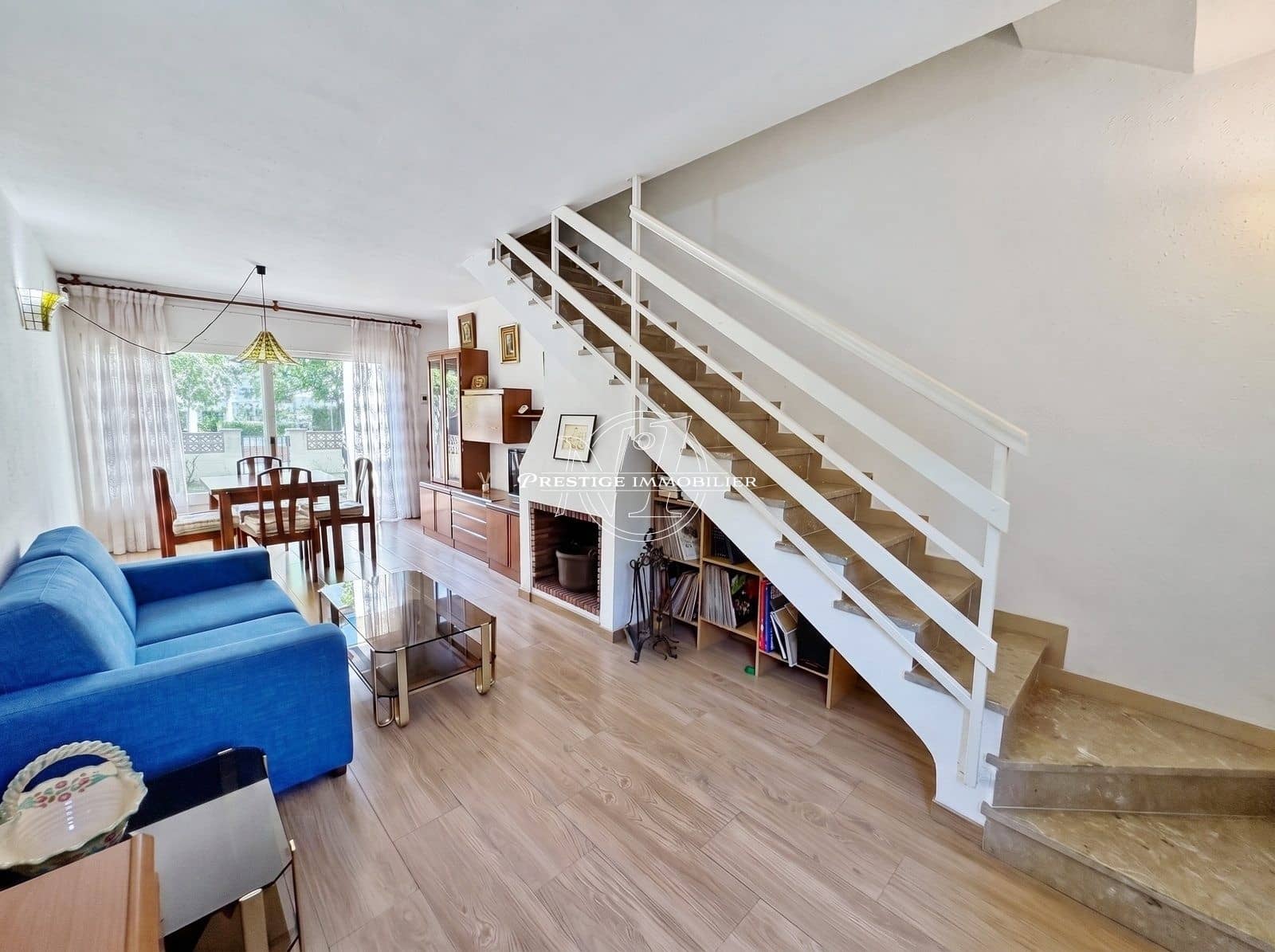 3 bedroom Townhouse for sale in Roses with pool - € 295,000 (Ref: 9966005)