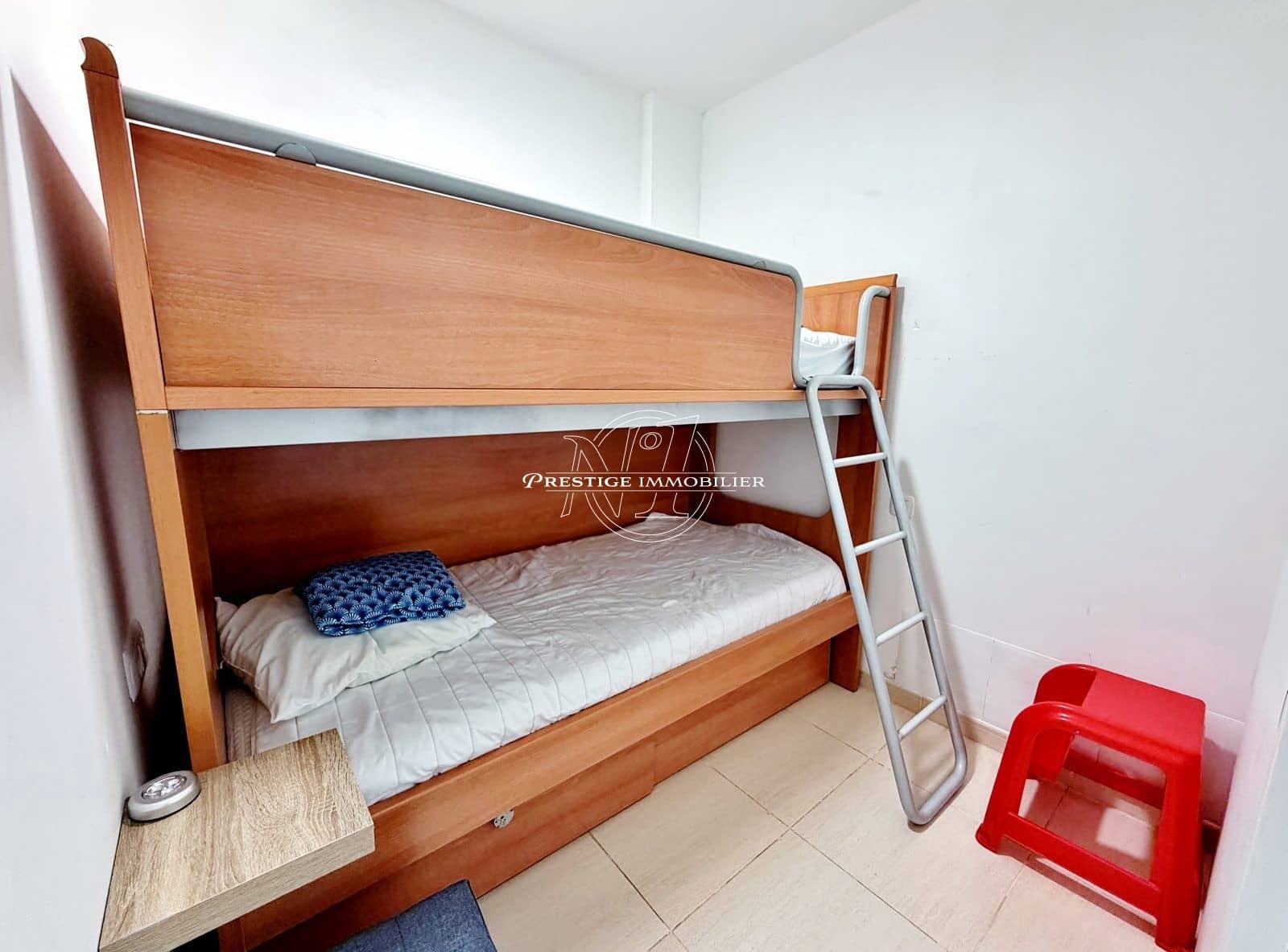 2 bedroom Apartment for sale in Roses with pool - € 149,900 (Ref: 9966318)