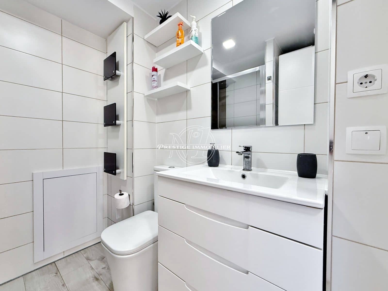 2 sypialnia Apartament na sprzedaż w Empuriabrava z basenem - 175 000 € (Ref: 9967092)