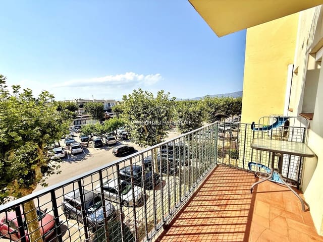 2 sypialnia Apartament na sprzedaż w Empuriabrava, Castelló d'Empúries z basenem - 175 000 € (Ref: 9967092)
