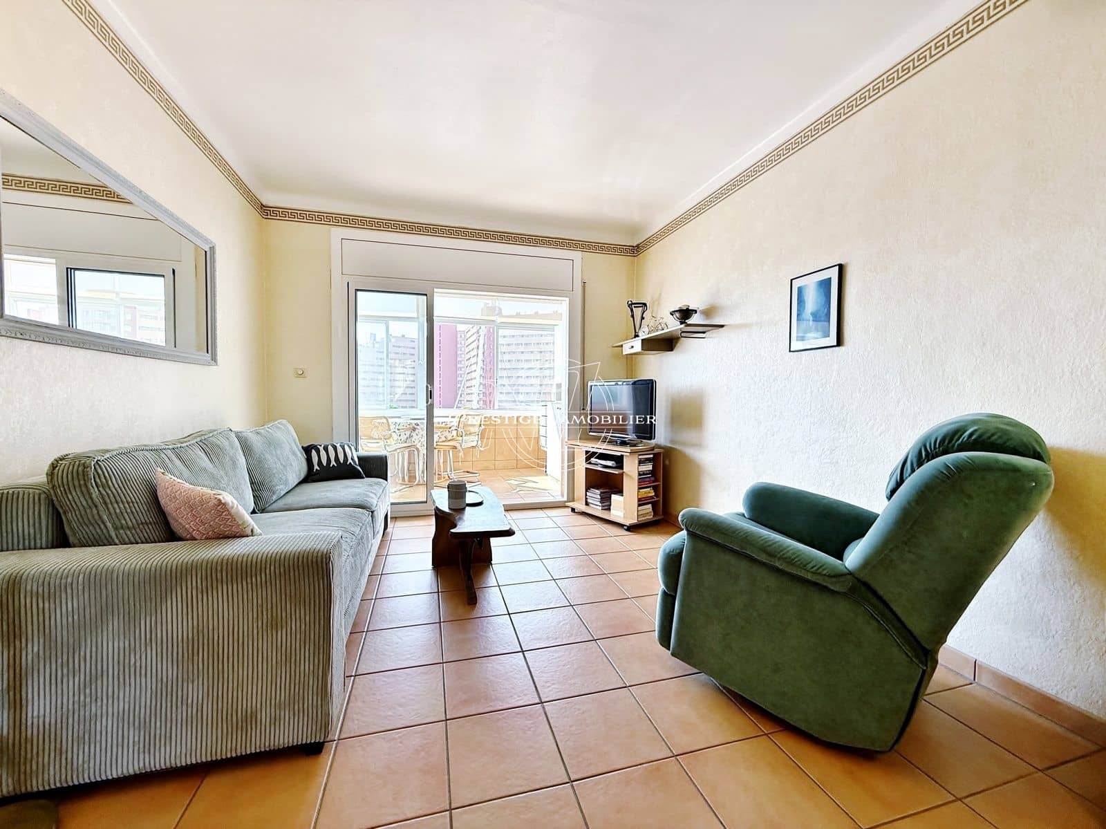 2 bedroom Apartment for sale in Roses - € 259,000 (Ref: 9967551)