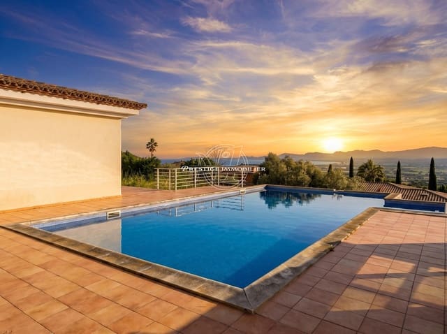 4 soverom Villa til salgs i Palau-saverdera med svømmebasseng - € 1 150 000 (Ref: 9970579)