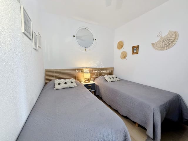 Apartamento de 2 habitaciones en Roses en venta con piscina - 199.000 € (Ref: 9974372)