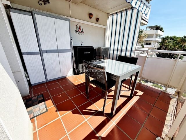Apartamento de 2 habitaciones en Roses en venta con piscina - 199.000 € (Ref: 9974372)