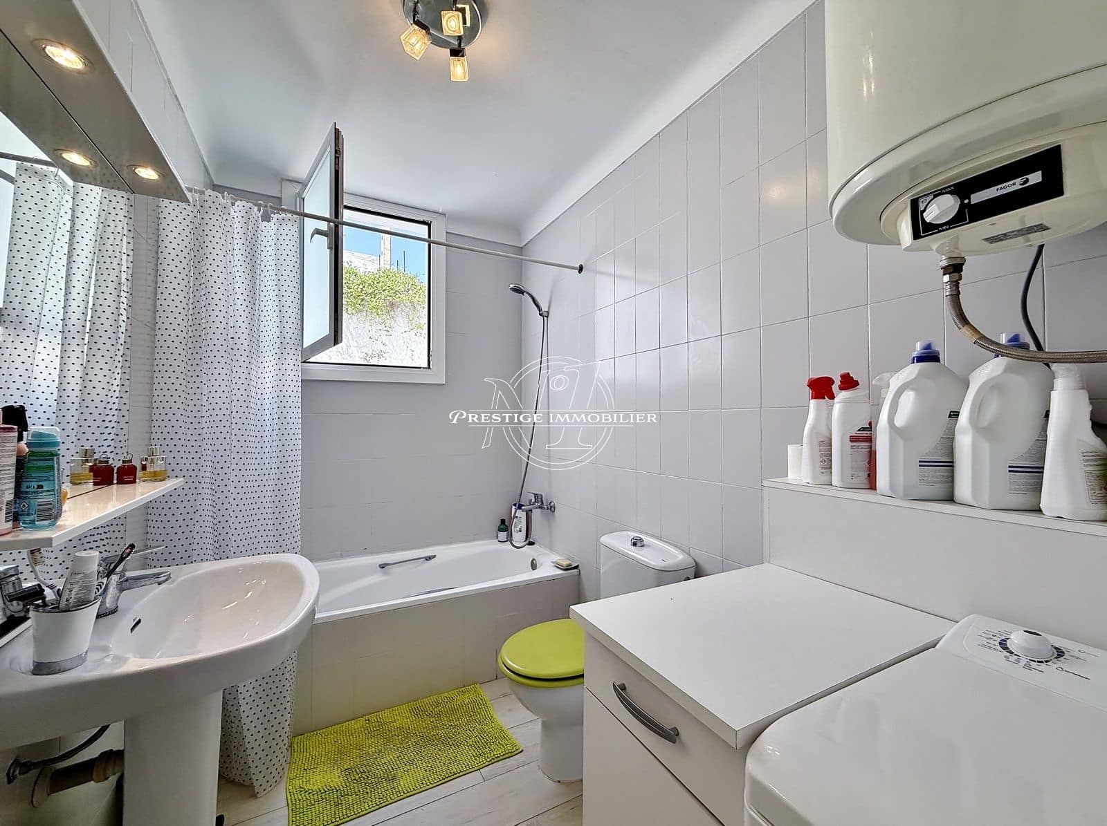 2 bedroom Villa for sale in Roses - € 379,000 (Ref: 9974373)