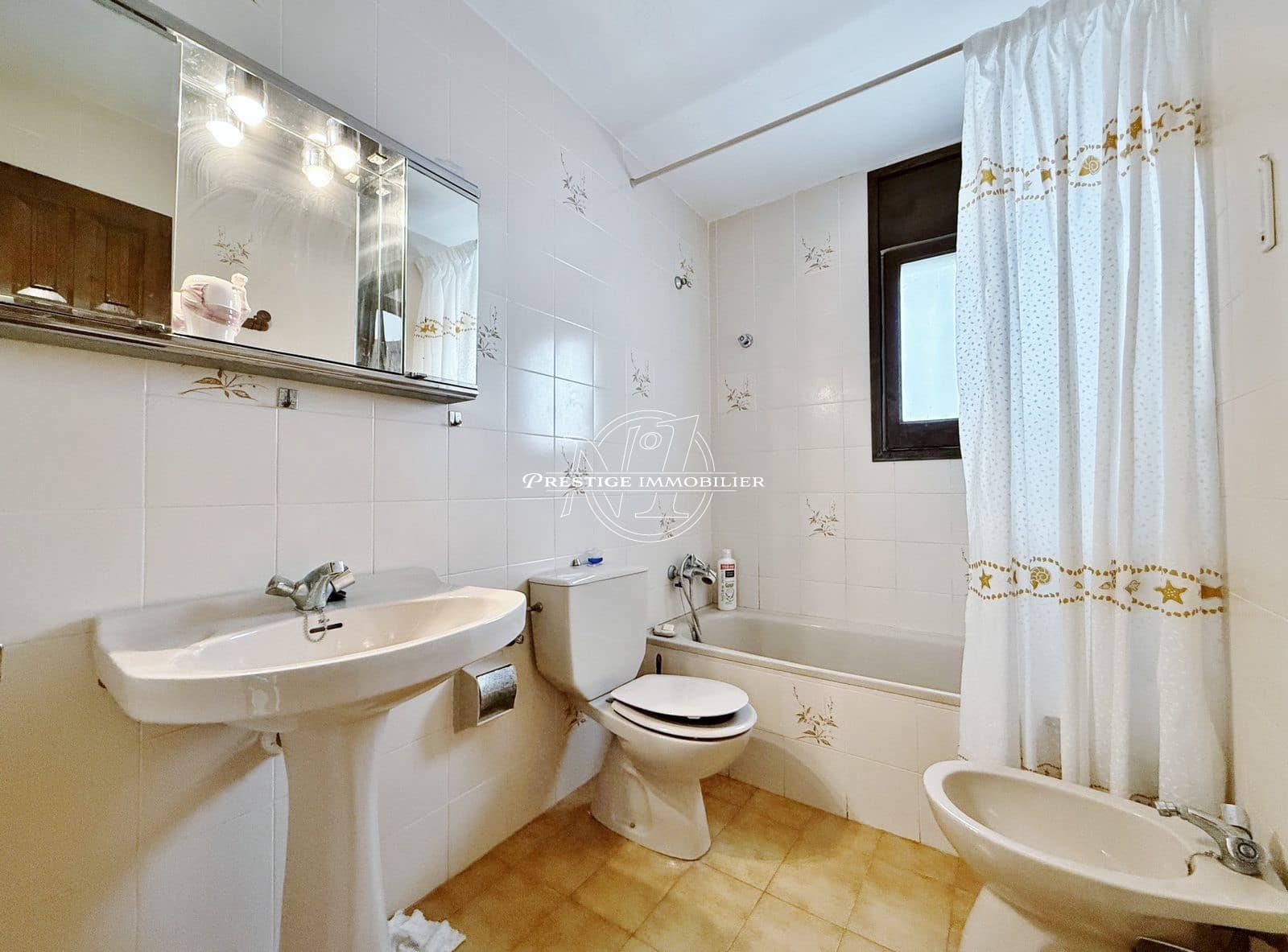 3 bedroom Villa for sale in Roses - € 280,000 (Ref: 9978814)