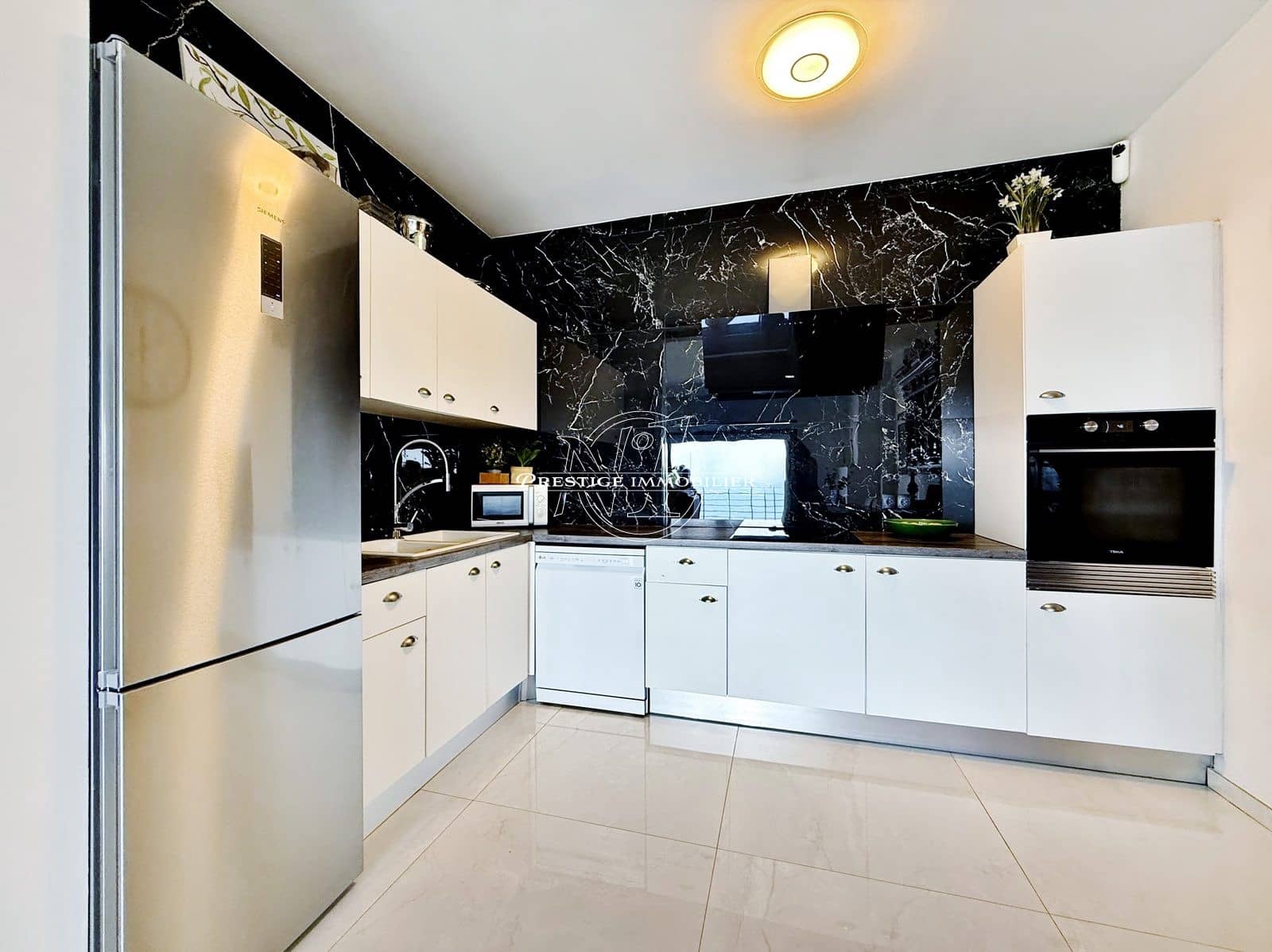 Chalet de 4 habitaciones en Roses en venta con piscina - 895.000 € (Ref: 9983727)