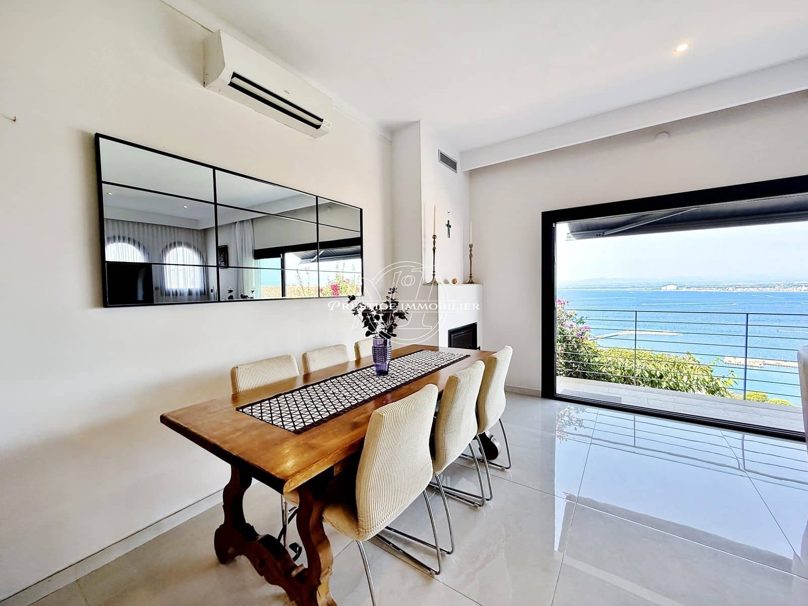 Chalet de 4 habitaciones en Roses en venta con piscina - 895.000 € (Ref: 9983727)