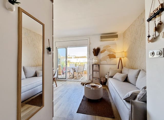 1 soveværelse Lejlighed til salg i Empuriabrava, Castelló d'Empúries med swimmingpool - € 125.000 (Ref: 9997109)