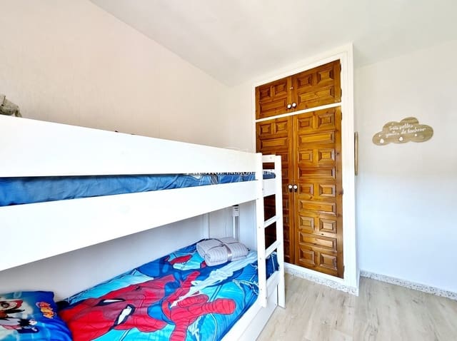 1 soveværelse Lejlighed til salg i Empuriabrava, Castelló d'Empúries med swimmingpool - € 125.000 (Ref: 9997109)